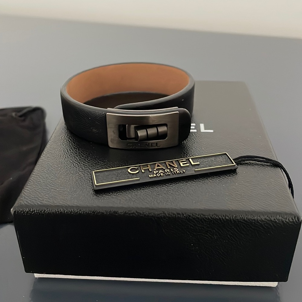 NEW WITH TAGS Black Leather Chanel Bracelet